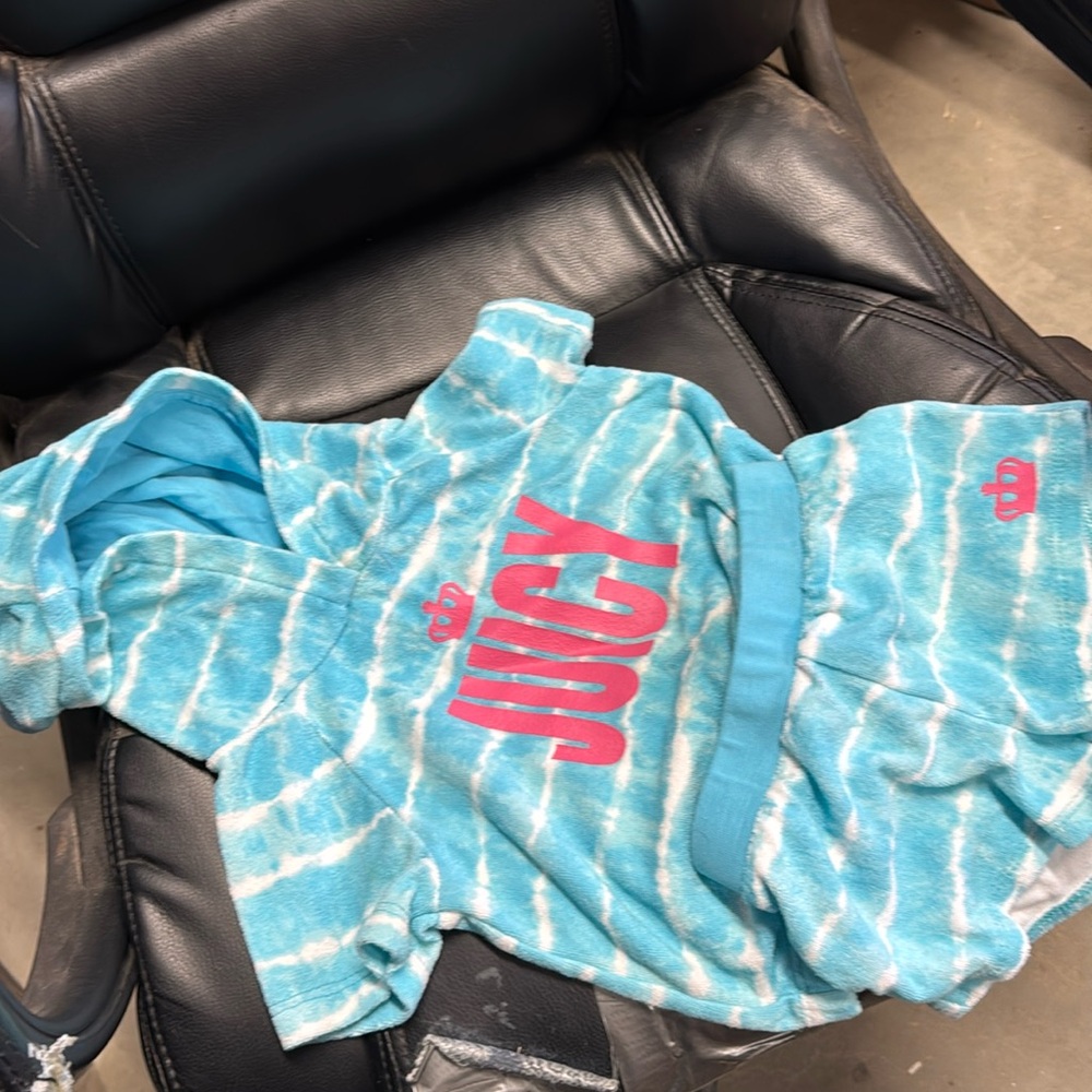 Juicy couture pool set
